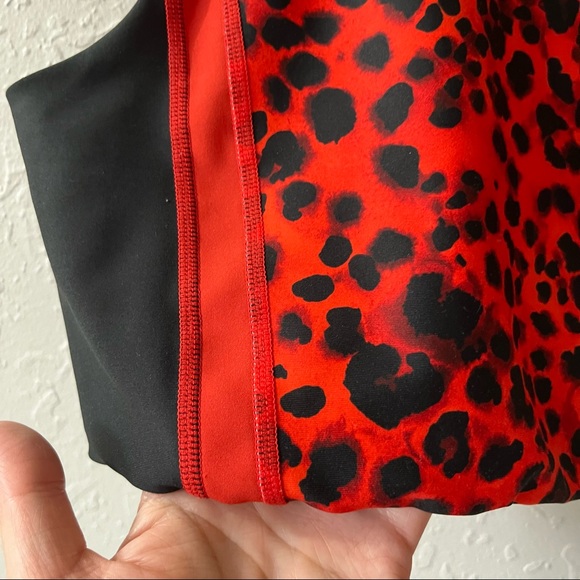 NEW Betsey Johnson Water Leopard Striped Longline Bra Poppy S - Picture 6 of 10